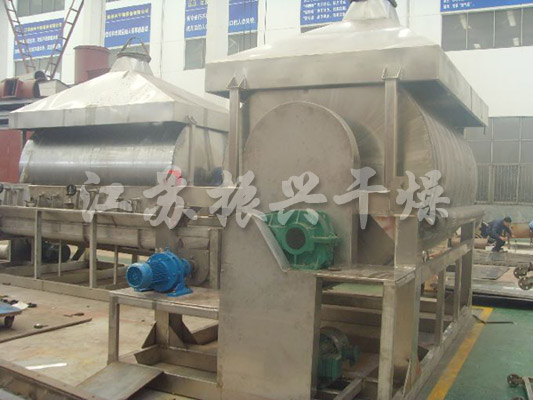 滾筒刮板（bǎn）幹燥機