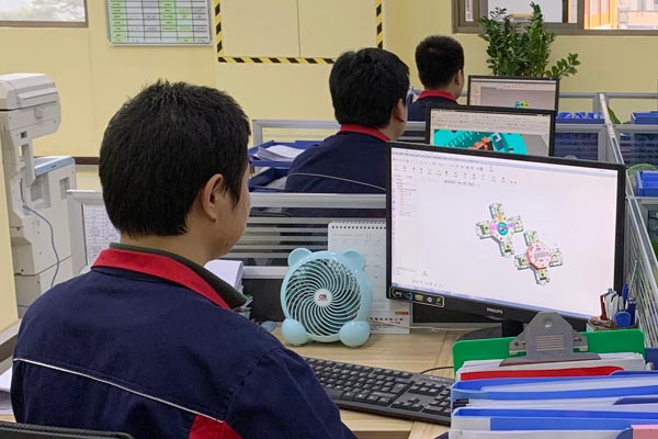 精密注塑模具