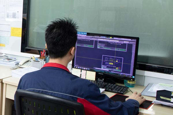 精密（mì）模具設計
